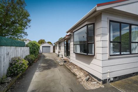 Photo of property in 2/113 Estuary Road, South New Brighton, Christchurch, 8062