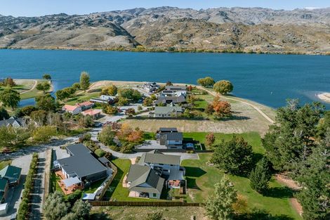 Photo of property in 32 Pisa Moorings Road, Mount Pisa, Cromwell, 9383