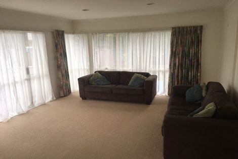 Photo of property in 51 James Evans Drive, Northcote, Auckland, 0627