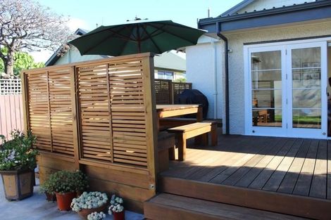 Photo of property in 17 Campbell Terrace, Petone, Lower Hutt, 5012