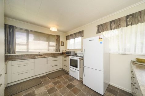 Photo of property in 15 Wallace Place, Hokowhitu, Palmerston North, 4410