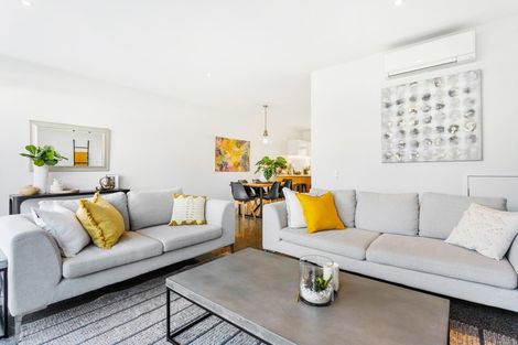 Photo of property in 15 Isitt Road, Hobsonville, Auckland, 0616