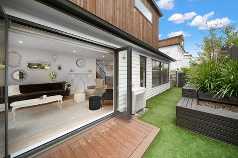 Photo of property in 40a Gills Road, Bucklands Beach, Auckland, 2014