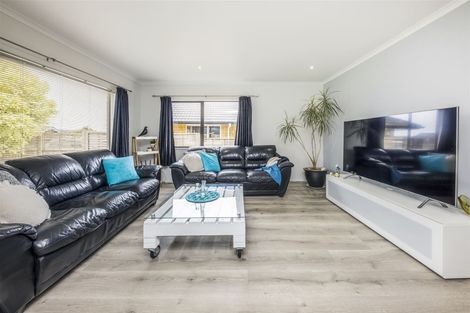 Photo of property in 11 Phoenicia Court, The Gardens, Auckland, 2105