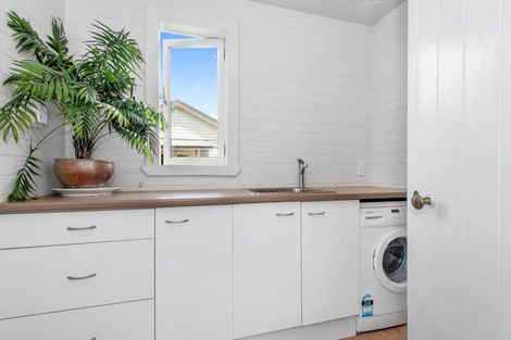 Photo of property in 56 Naylor Street, Hamilton East, Hamilton, 3216