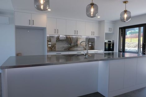 Photo of property in 13 Wilson Way, Waikanae, 5036