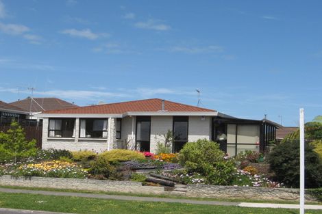 Photo of property in 13 Grey Street, College Estate, Whanganui, 4500