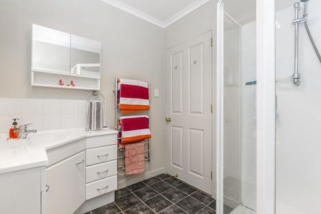 Photo of property in 17 Palmer Place, Taieri Beach, Taieri Mouth, 9091