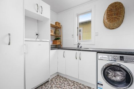 Photo of property in 12 Taniwha Street, Frankton, Hamilton, 3204