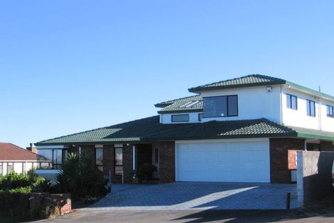 Photo of property in 66 Eugenia Rise, Totara Heights, Auckland, 2105