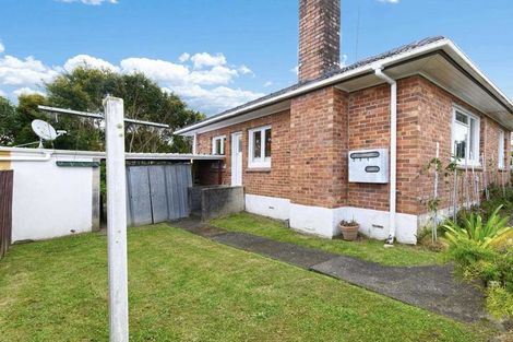 Photo of property in 1/16 Karaka Street, New Lynn, Auckland, 0600