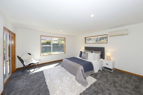 Photo of property in 15 Millcroft Place, Parklands, Christchurch, 8083