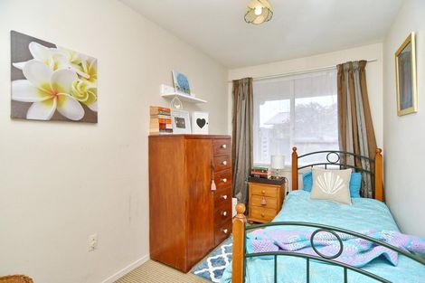 Photo of property in 2/5 Chadbury Street, Parklands, Christchurch, 8083