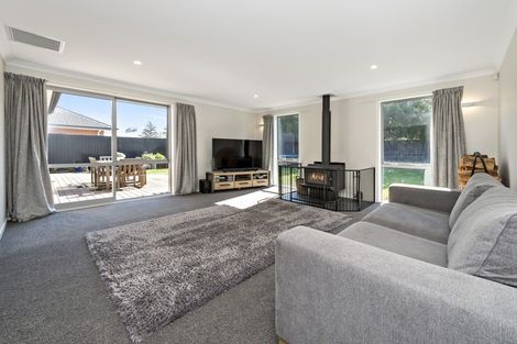 Photo of property in 11 Glen Oak Drive, Kirwee, Darfield, 7571