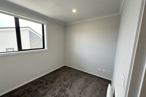 Photo of property in 30 Bee Lane, Whitby, Porirua, 5024