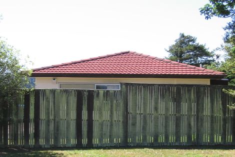 Photo of property in 1/31 Mayall Avenue, Beach Haven, Auckland, 0626