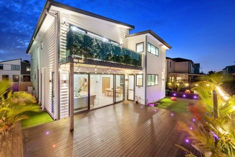 Photo of property in 14 Turret Lane, Hobsonville, Auckland, 0616