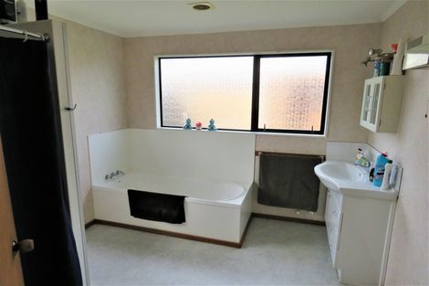 Photo of property in 64 Mill Street, Westport, 7825