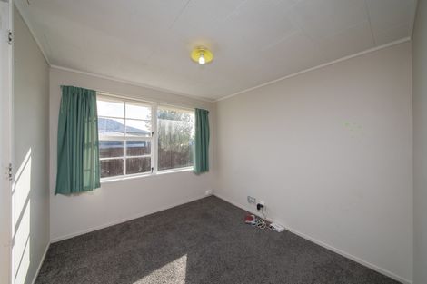 Photo of property in 52 Acacia Street, Kelvin Grove, Palmerston North, 4414
