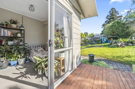 Photo of property in 13 Helleur Road, Massey, Auckland, 0614