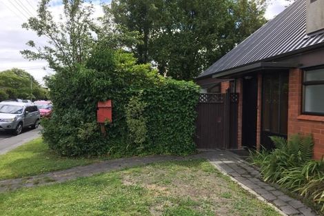Photo of property in 2/4 Montana Avenue, Ilam, Christchurch, 8041