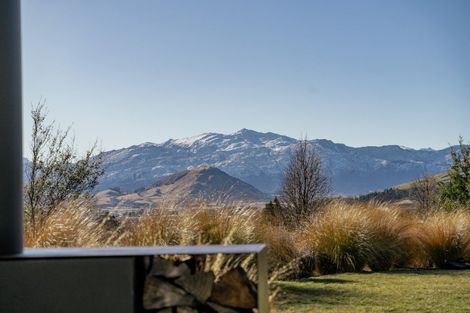 Photo of property in 1 Chimney Lane, Jacks Point, Queenstown, 9371