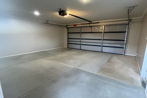 Photo of property in 9 Anrath Close, East Tamaki, Auckland, 2016