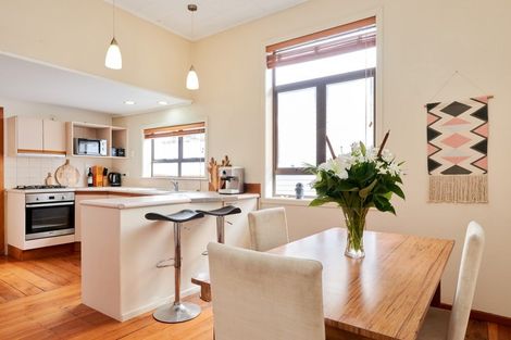 Photo of property in 180 Vigor Brown Street, Napier South, Napier, 4110