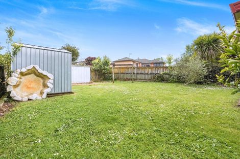 Photo of property in 8 Dorchester Place, Nawton, Hamilton, 3200