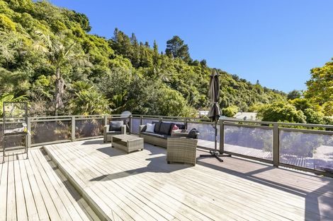Photo of property in 16 Norfolk Street, Belmont, Lower Hutt, 5010