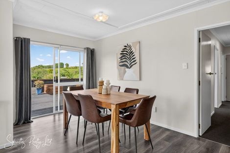 Photo of property in 27 Hurndall Street East, Maungaturoto, 0520