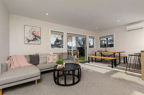 Photo of property in 6/103 Swanson Road, Henderson, Auckland, 0610