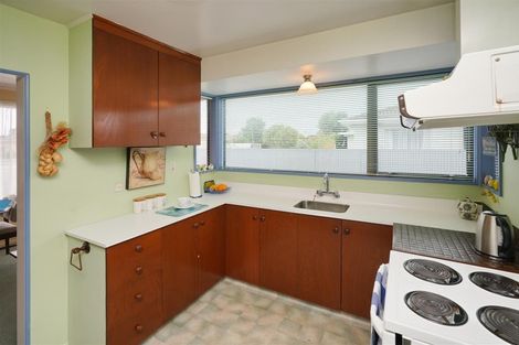 Photo of property in 1/149 Northcote Road, Northcote, Christchurch, 8052