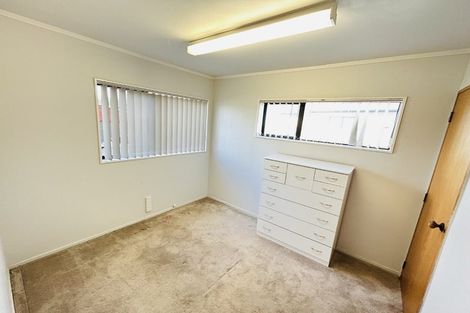 Photo of property in 58 Carnoustie Drive, Wattle Downs, Auckland, 2103