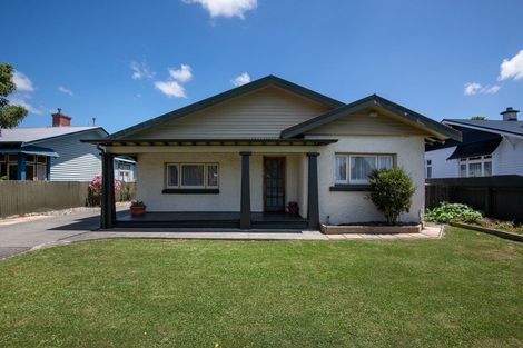Photo of property in 36 Burns Avenue, Takaro, Palmerston North, 4412