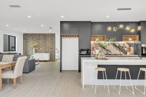 Photo of property in 80 Charlestown Drive, Flat Bush, Auckland, 2019