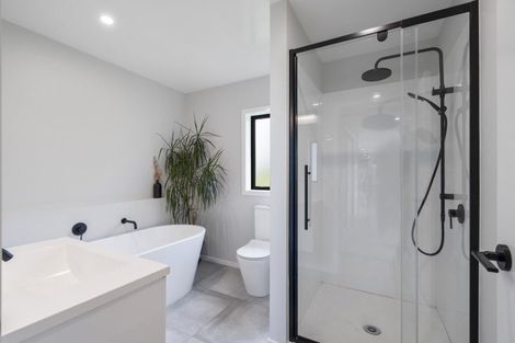 Photo of property in 336 Valley Road, Colyton, 4775