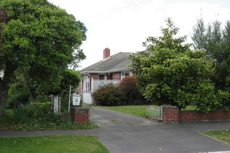 Photo of property in 32 Charlcott Street, Burnside, Christchurch, 8053