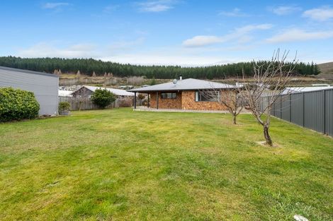 Photo of property in 63 Shields Street, Clyde, 9330