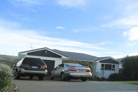 Photo of property in 10 Annan Grove, Papakowhai, Porirua, 5024