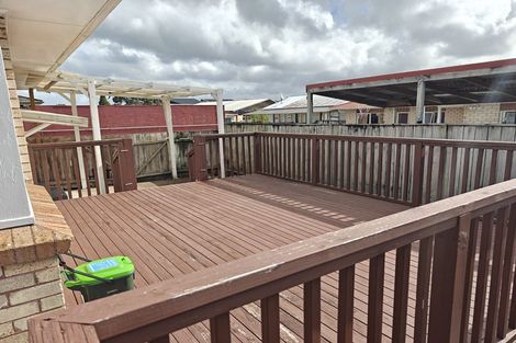 Photo of property in 94 Lincoln Road, Henderson, Auckland, 0610