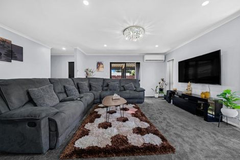 Photo of property in 162a Robertson Road, Mangere East, Auckland, 2024