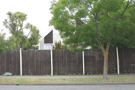 Photo of property in 26 Ashwood Street, Parklands, Christchurch, 8083