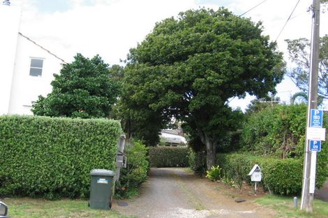 Photo of property in 8 Dodson Avenue, Milford, Auckland, 0620