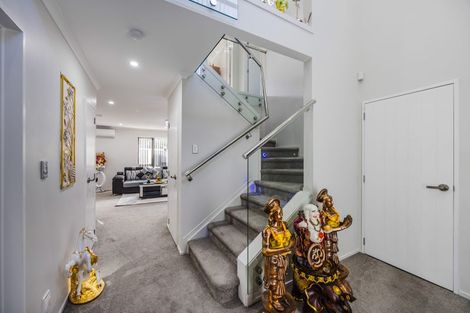 Photo of property in 42d Marr Road, Manurewa, Auckland, 2102