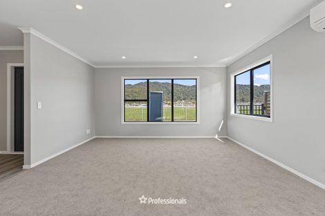 Photo of property in 38 Harry Martin Lane, Wainuiomata, Lower Hutt, 5014