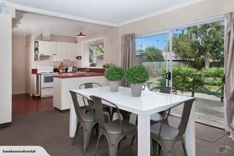 Photo of property in 15 Hounslow Street, Ilam, Christchurch, 8041