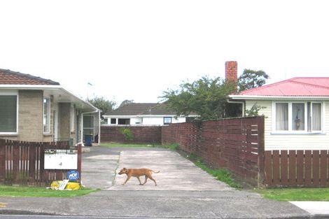Photo of property in 1/4 Pomaria Road, Henderson, Auckland, 0610