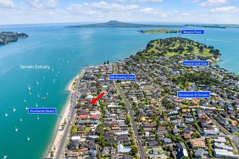 Photo of property in 27a The Parade, Bucklands Beach, Auckland, 2012