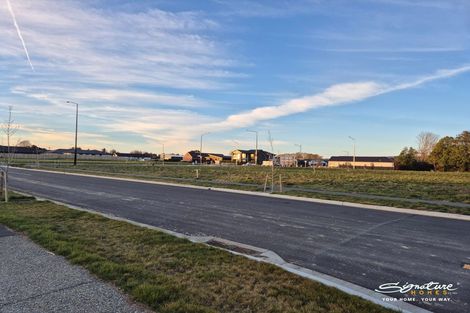 Photo of property in 2 Cabbage Close, Halswell, Christchurch, 8025